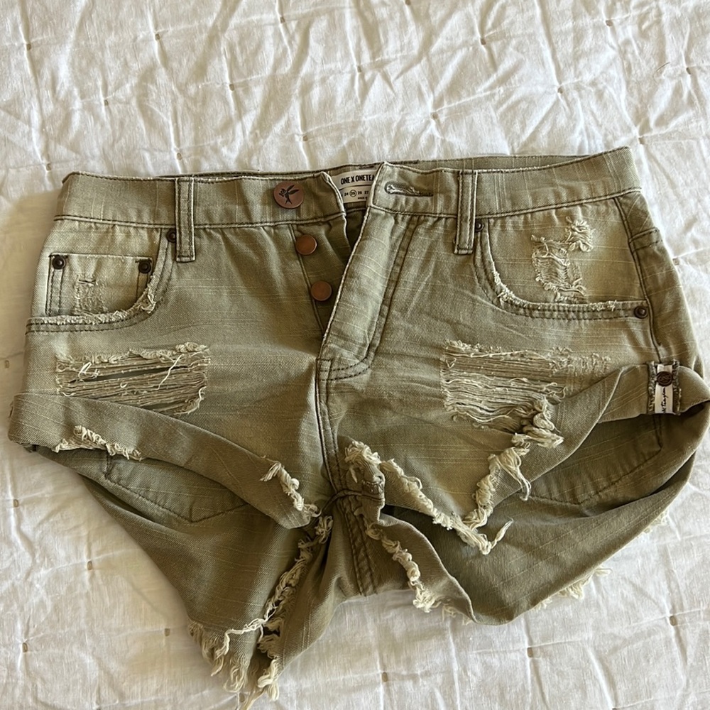 One teaspoon shorts